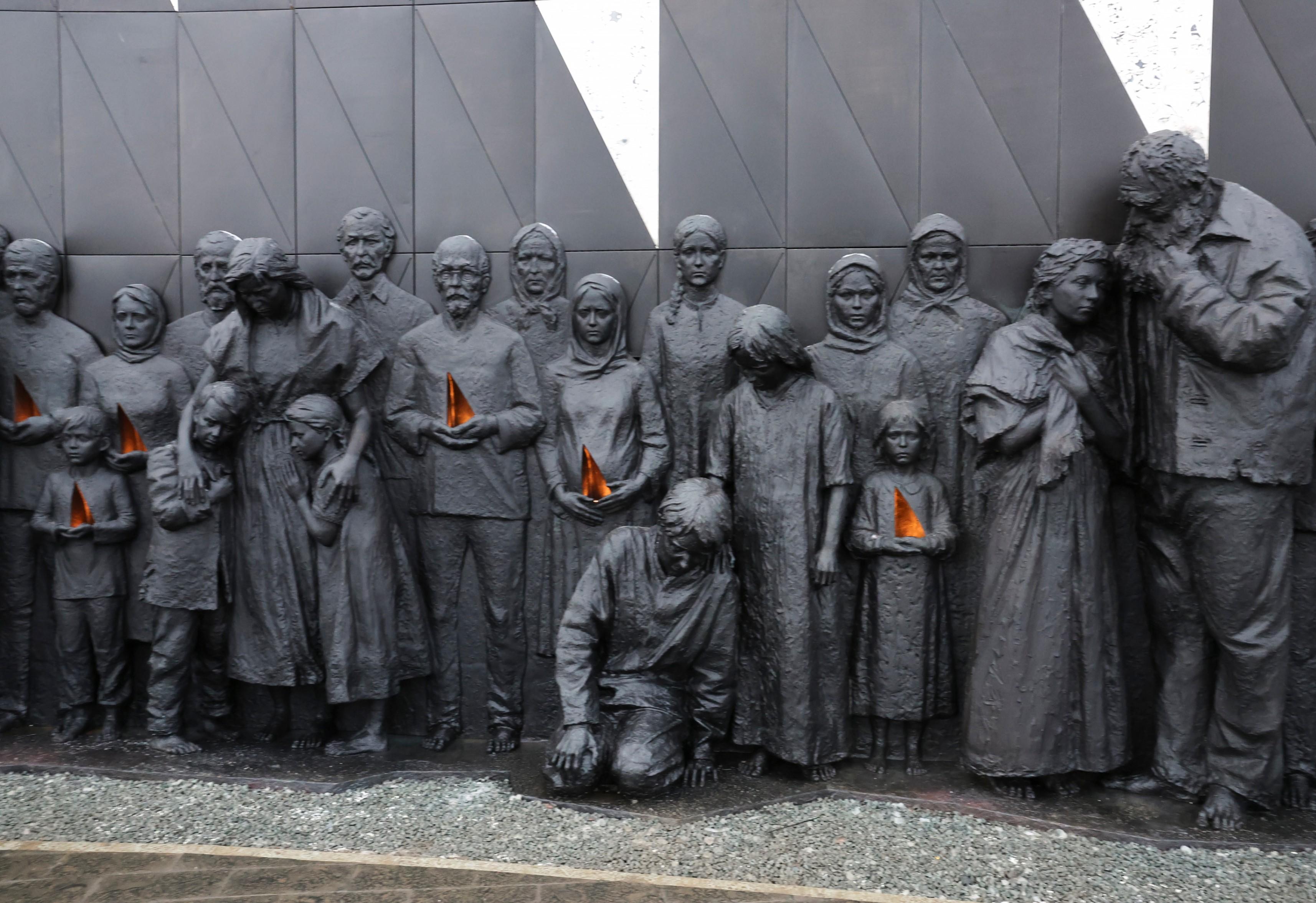 Беседа с фильмом «Геноцид» к Дню единых действий в память о геноциде советского народа