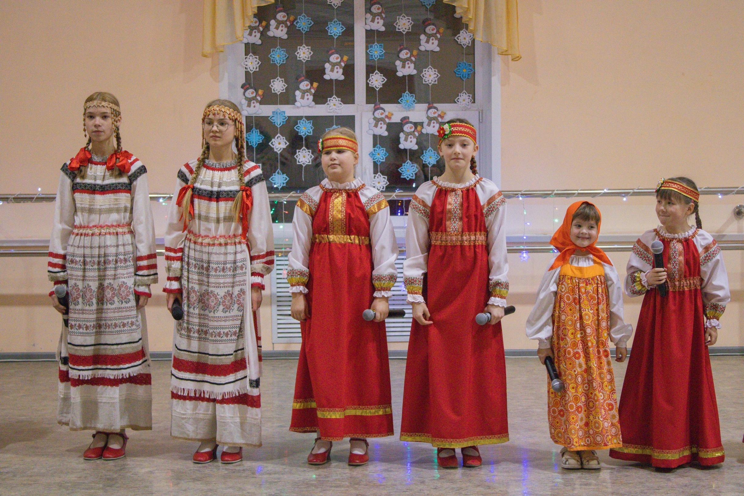 Концерт студии народного творчества «Красна горница»
