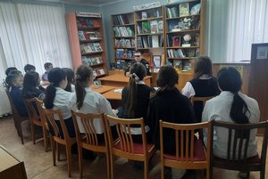 Патриотический час «Прославлены Героев имена»