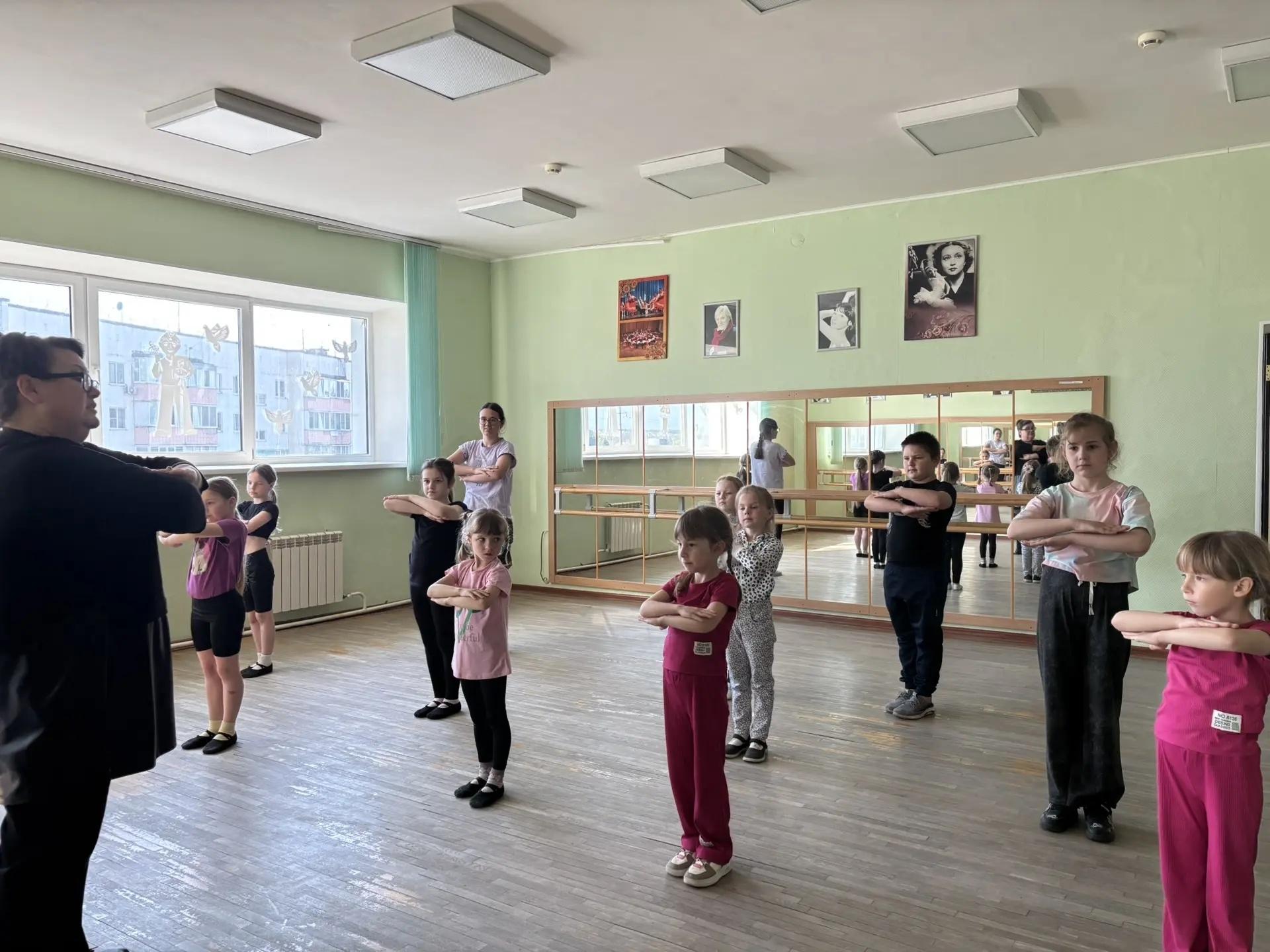 Мастер-класс «Знакомство с основами русского народного танца»