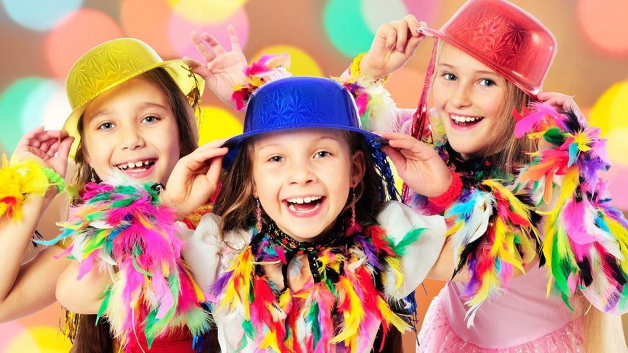 Игровая программа «Ларчик с затеями»