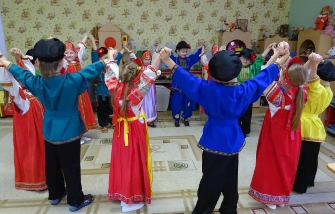 Народные игры «По кругу»