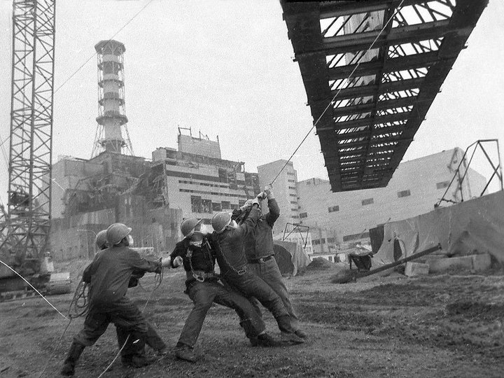 Выставка «Чернобыль: о чем плачет земля»