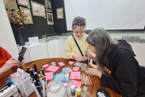 Мастер-класс «Значок из полиморфуса»