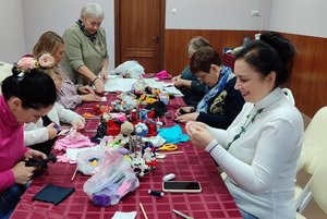 «Новогодний декор» мастер-класс в клубе «Между нами девочками»