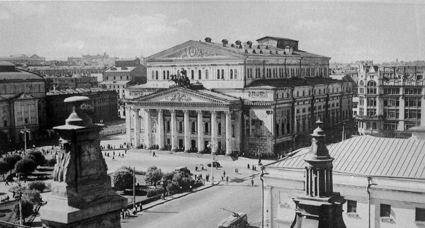 Выставка «Больше чем театр. К 250-летию Большого театра»