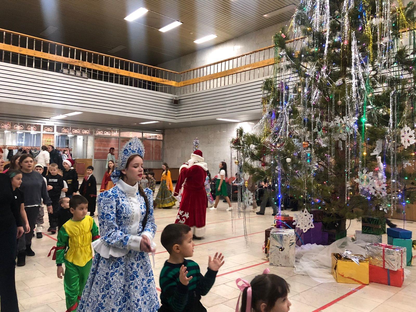 Новогодняя ёлка для детей с ограниченными возможностями здоровья и многодетных семей