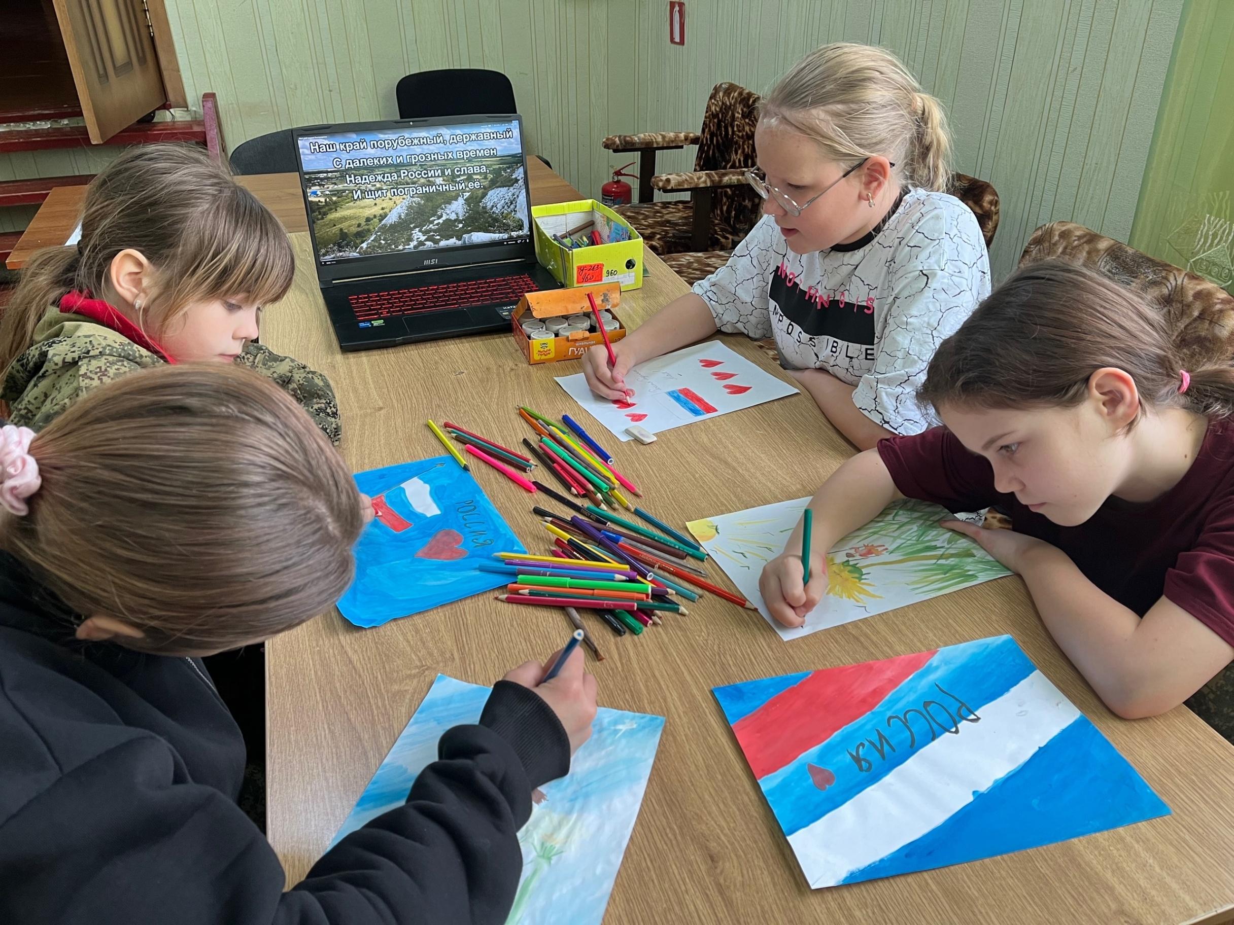 Конкурс рисунка «Мы все родом с планеты Земля»