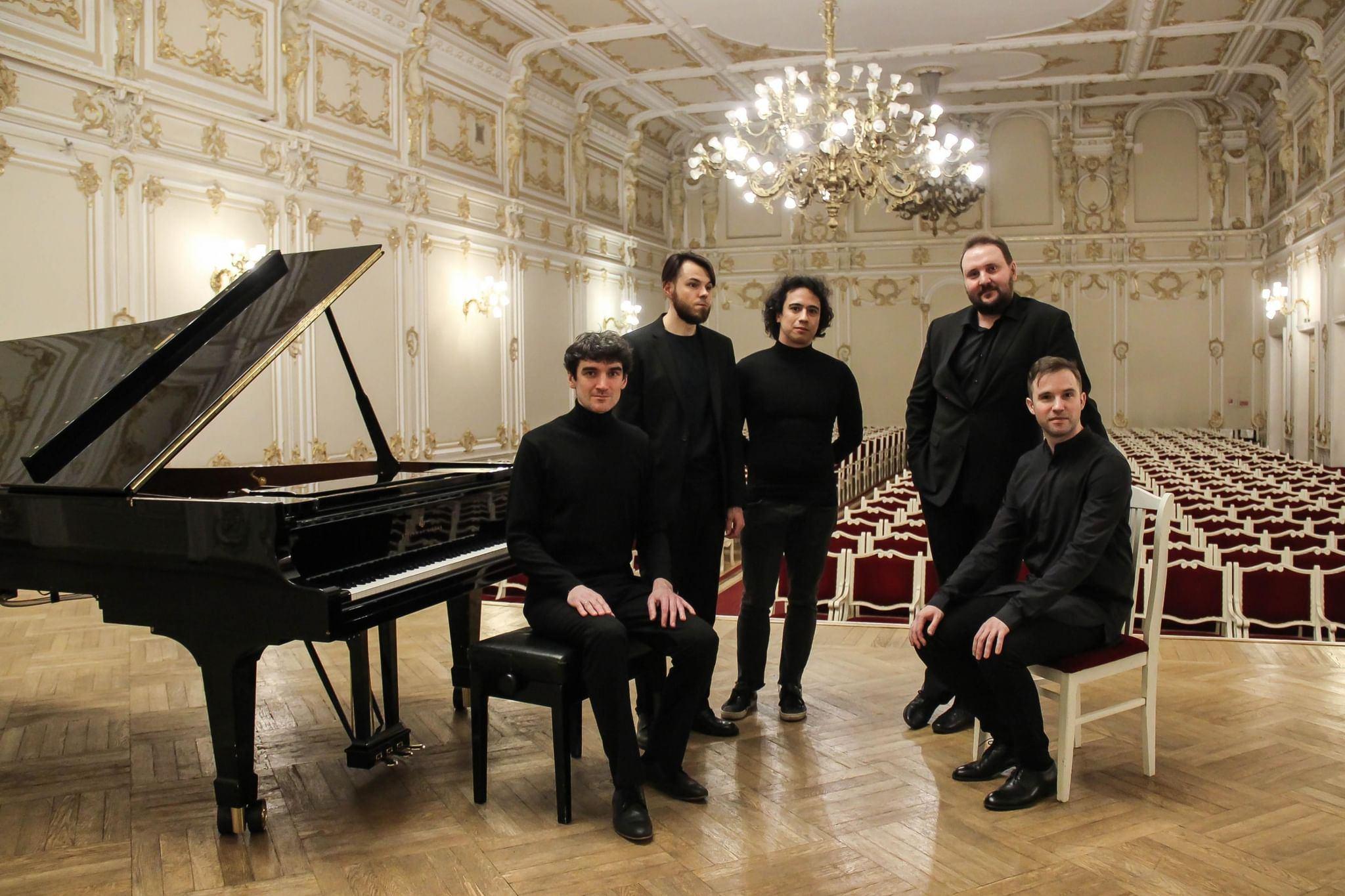 Концерт Петербургского МолОт-ансамбля