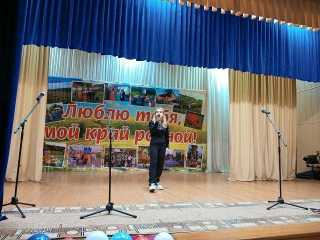 Дефиле песенных хитов «Музыка нас связала»