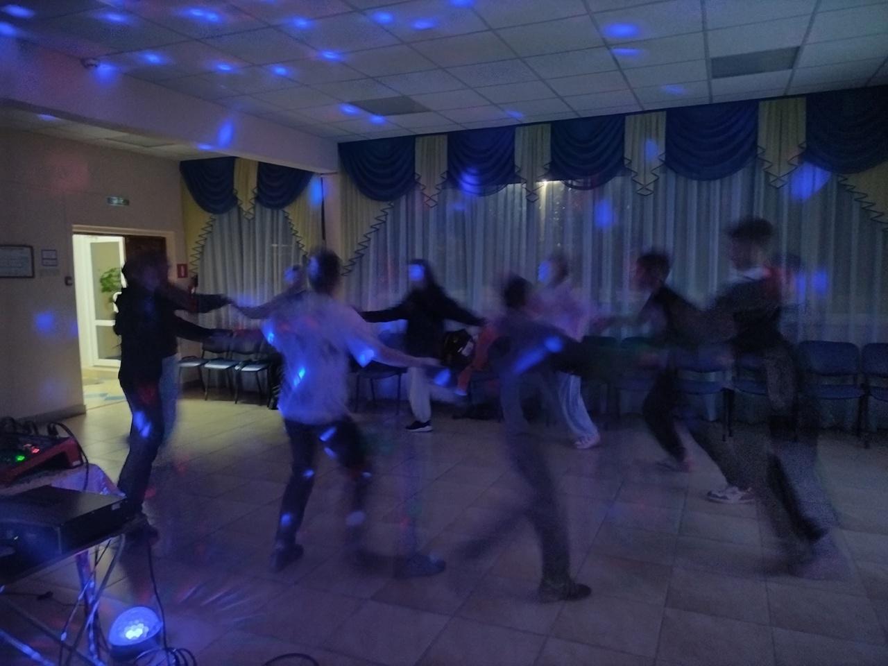 «Хорошее настроение»танцевальный вечер