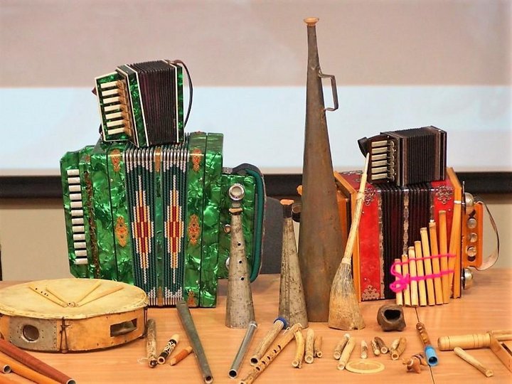 Мастер-класс «Овладение игрой на различном народном инструментарии»