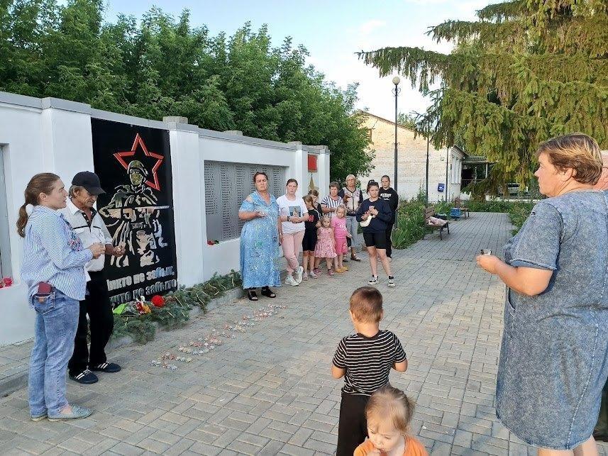 Акция «Свеча памяти» ко Дню памяти и скорби