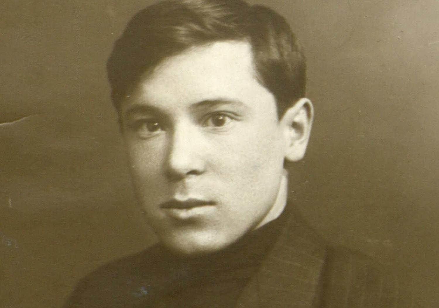 Литературно-музыкальная программа «Твой подвиг не забудется в веках!»