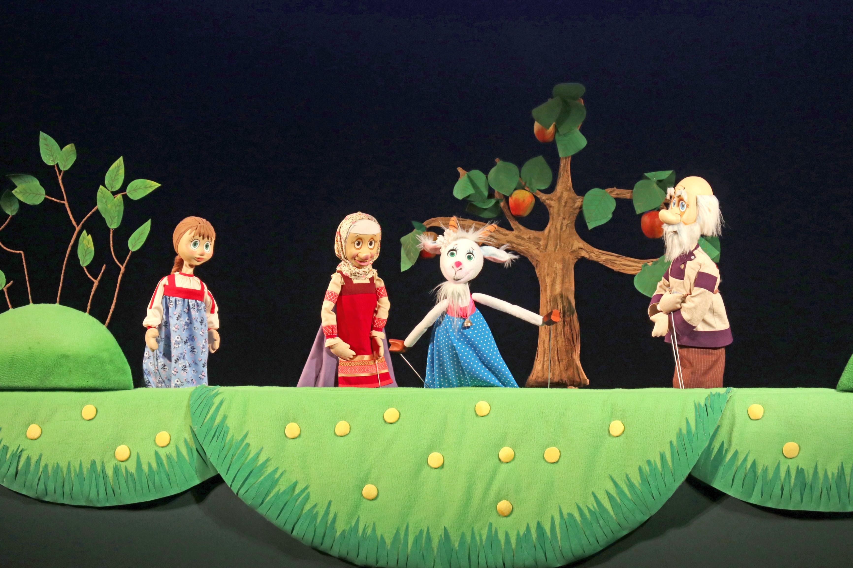 Спектакль «Проделки Козы-дерезы»