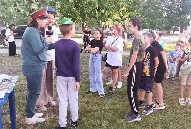 Познавательная программа «Летом некогда скучать»