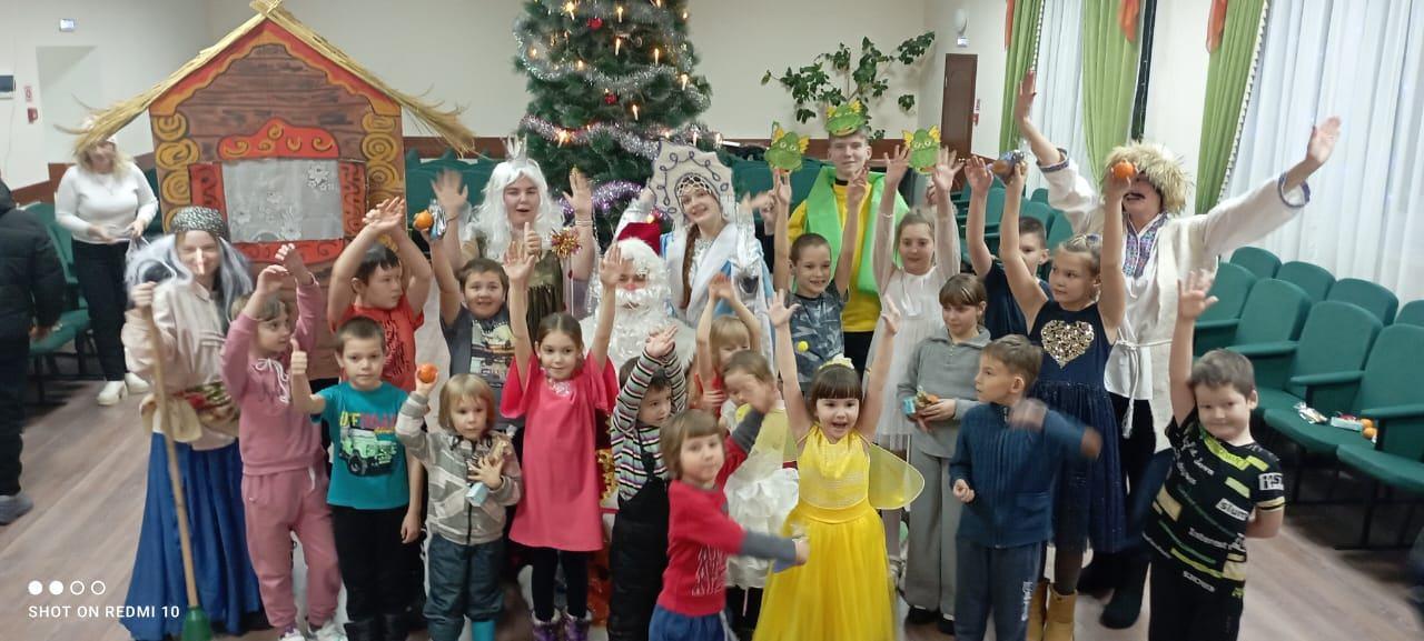 «Новогодняя сказка» детская профсоюзная ёлка
