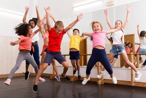 Час подвижных игр «Весёлая гимнастика»