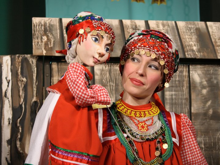 <small>Автор: Г. Хамова.</small> <small>Источник: архив Государственного театра кукол РМ.</small>