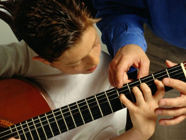 Мастер-класс «Начальные навыки игры на гитаре»