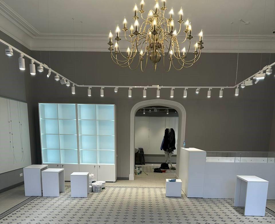 Галерея «В центре Мира»