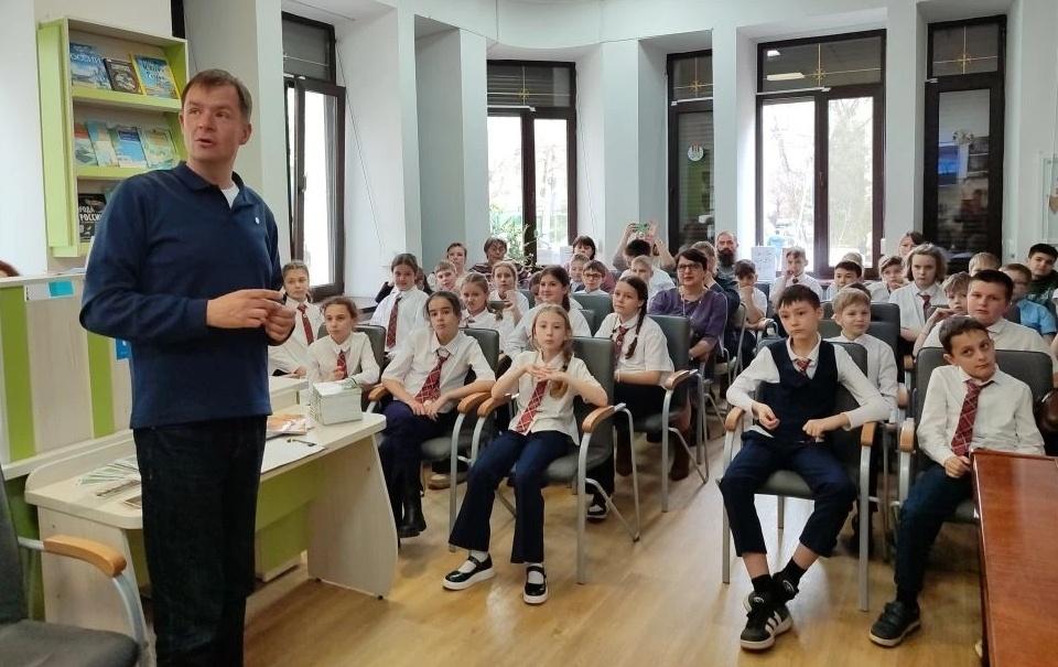 Творческая встреча с краеведом «Пользу приносящий»