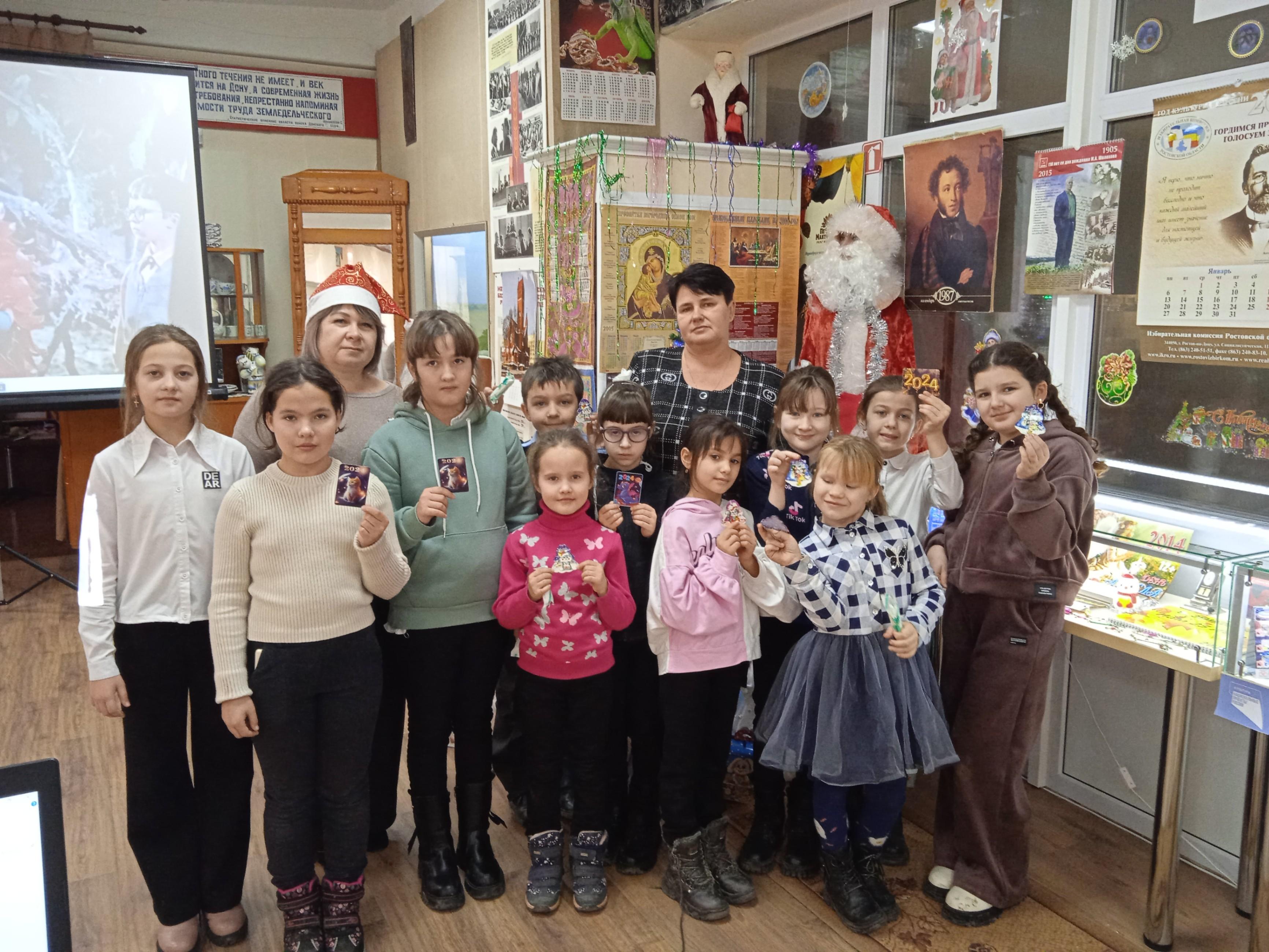 Выставка «Волшебные краски зимы»