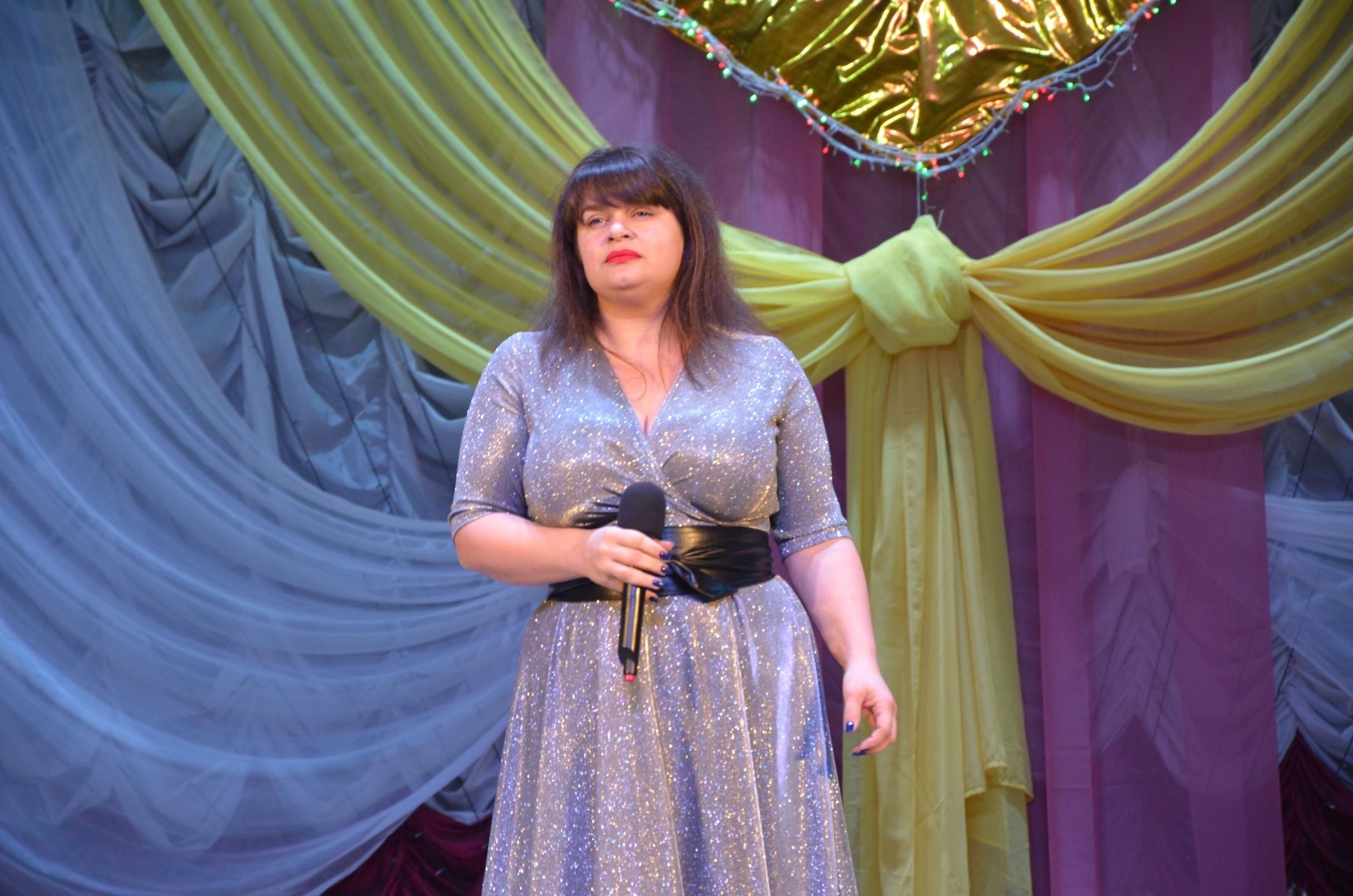 Концертная программа «Материнское сердце - источник любви»