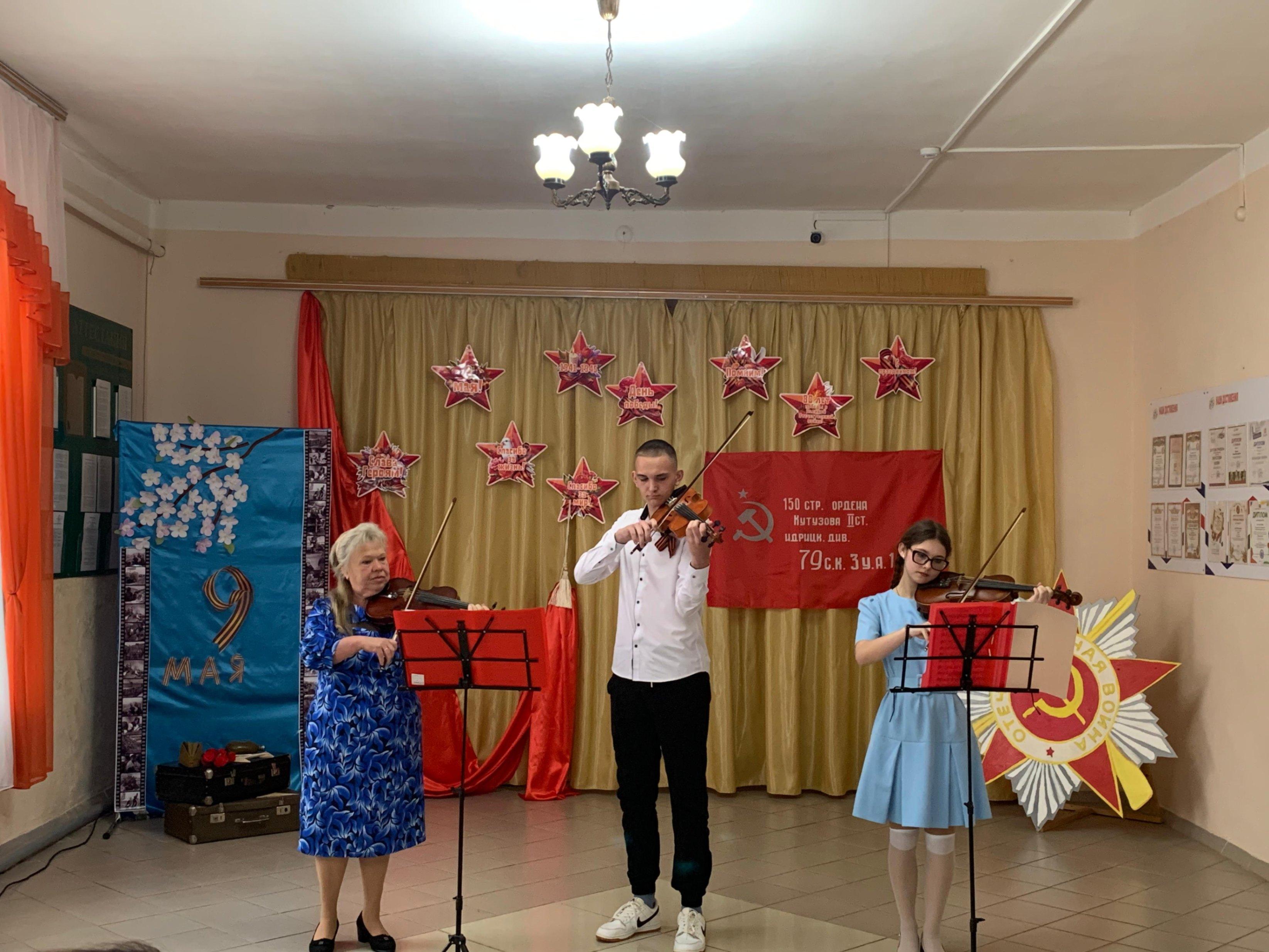 Отчетный концерт скрипичного отделения Новохоперской ДШИ