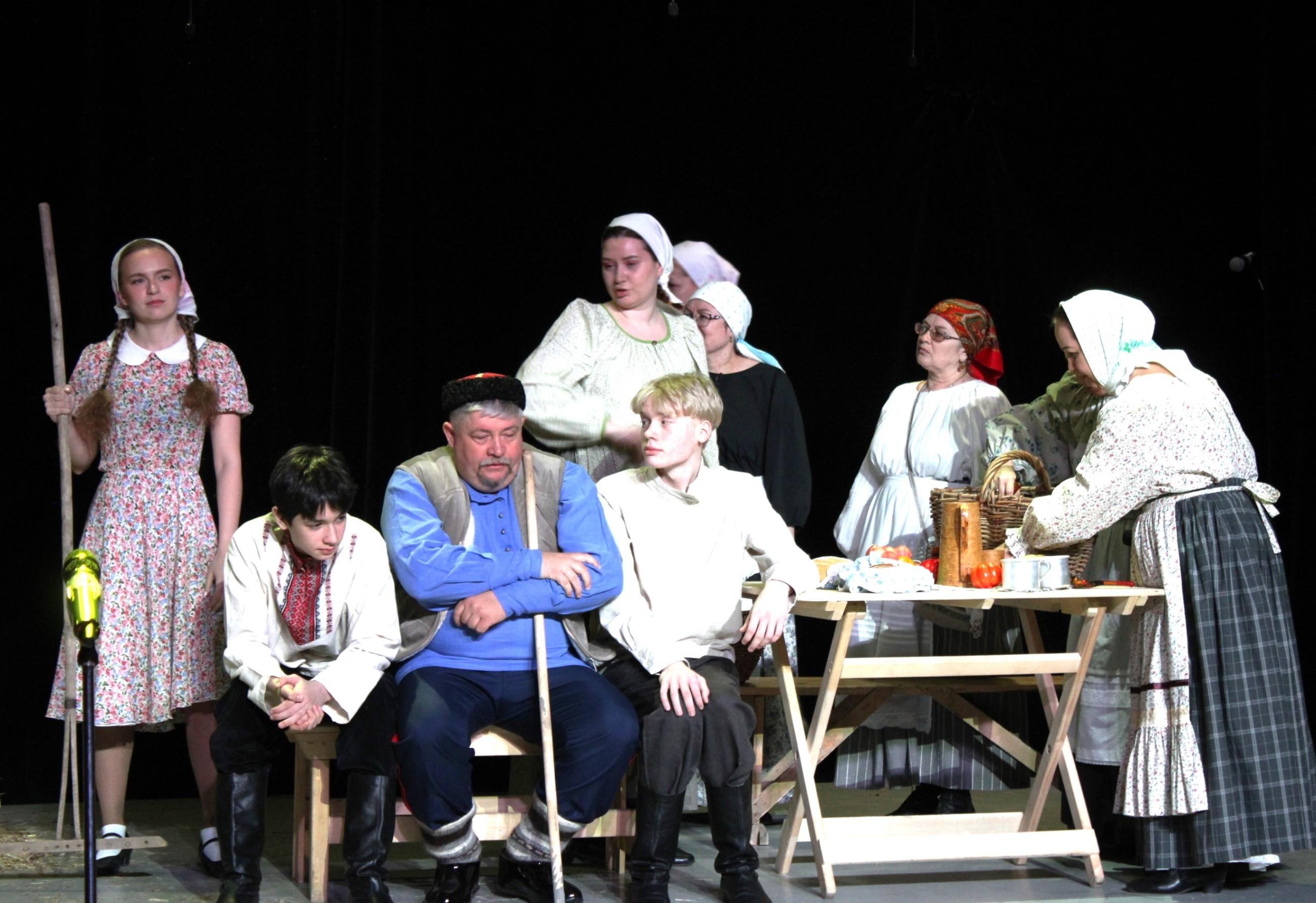 Музыкальный спектакль «Бабоньки»