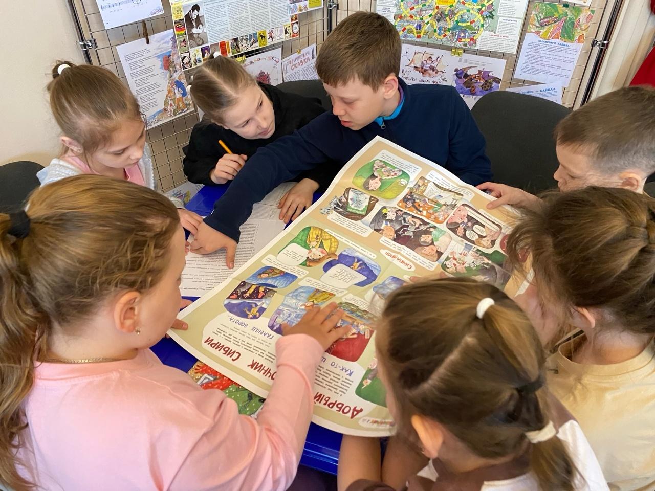 За разноцветными сказками Марка Сергеева