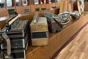 Выставка «Звуки: музыкальные легенды России»