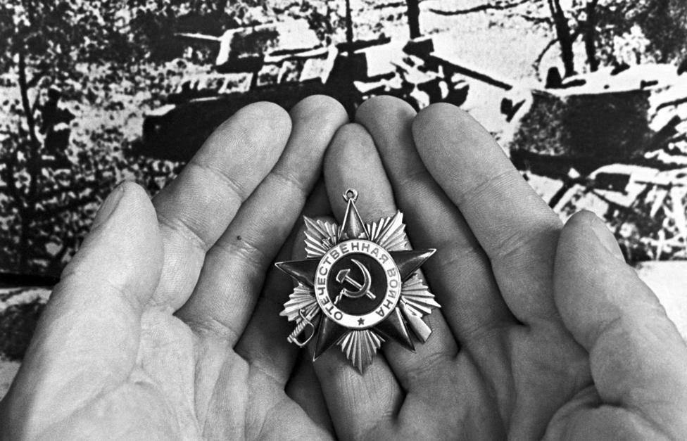 Спектакль «Рядовые»
