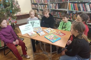 Выставка «Новогодний книжный карнавал»