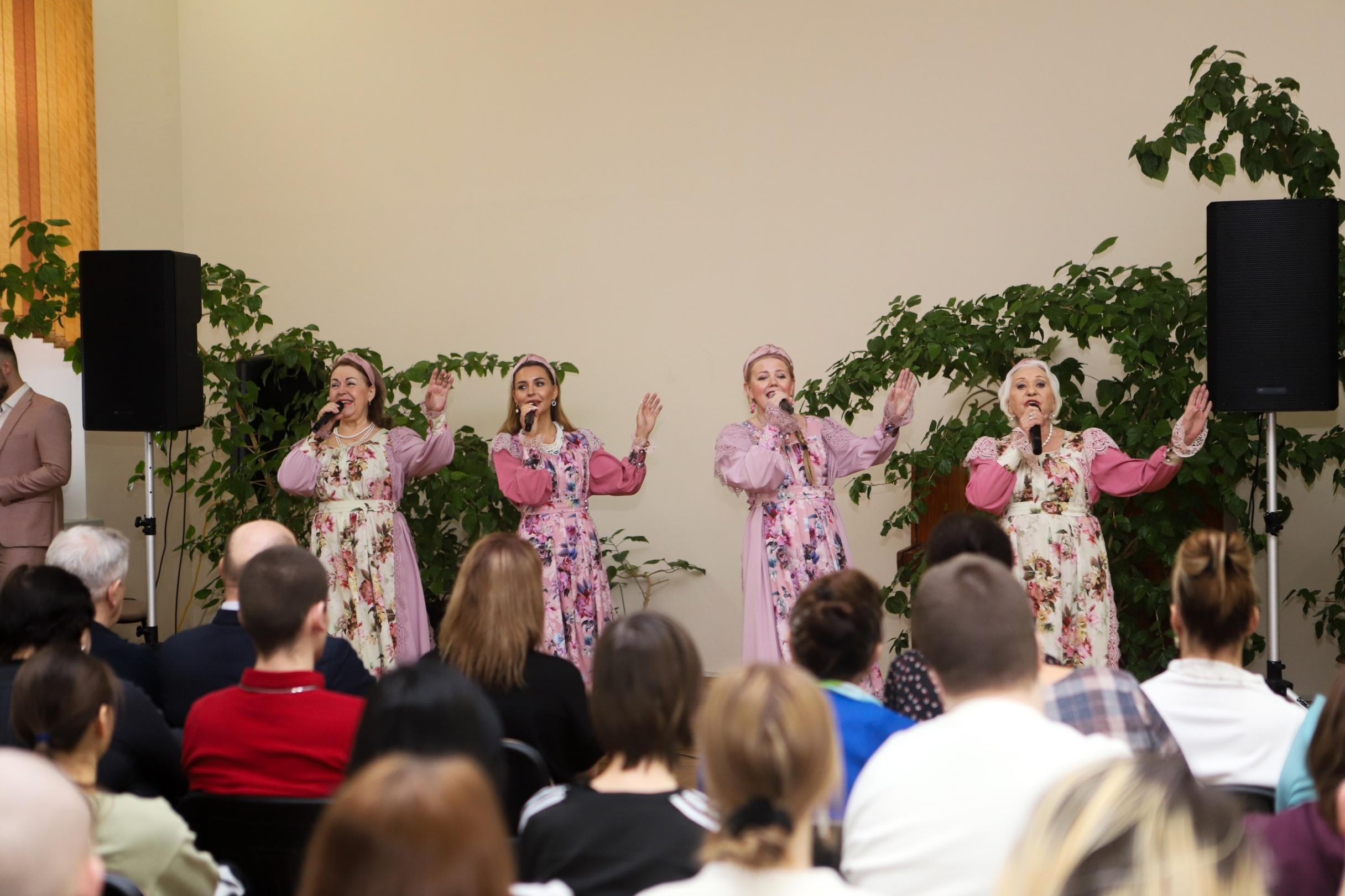 Программа «Майский микс»