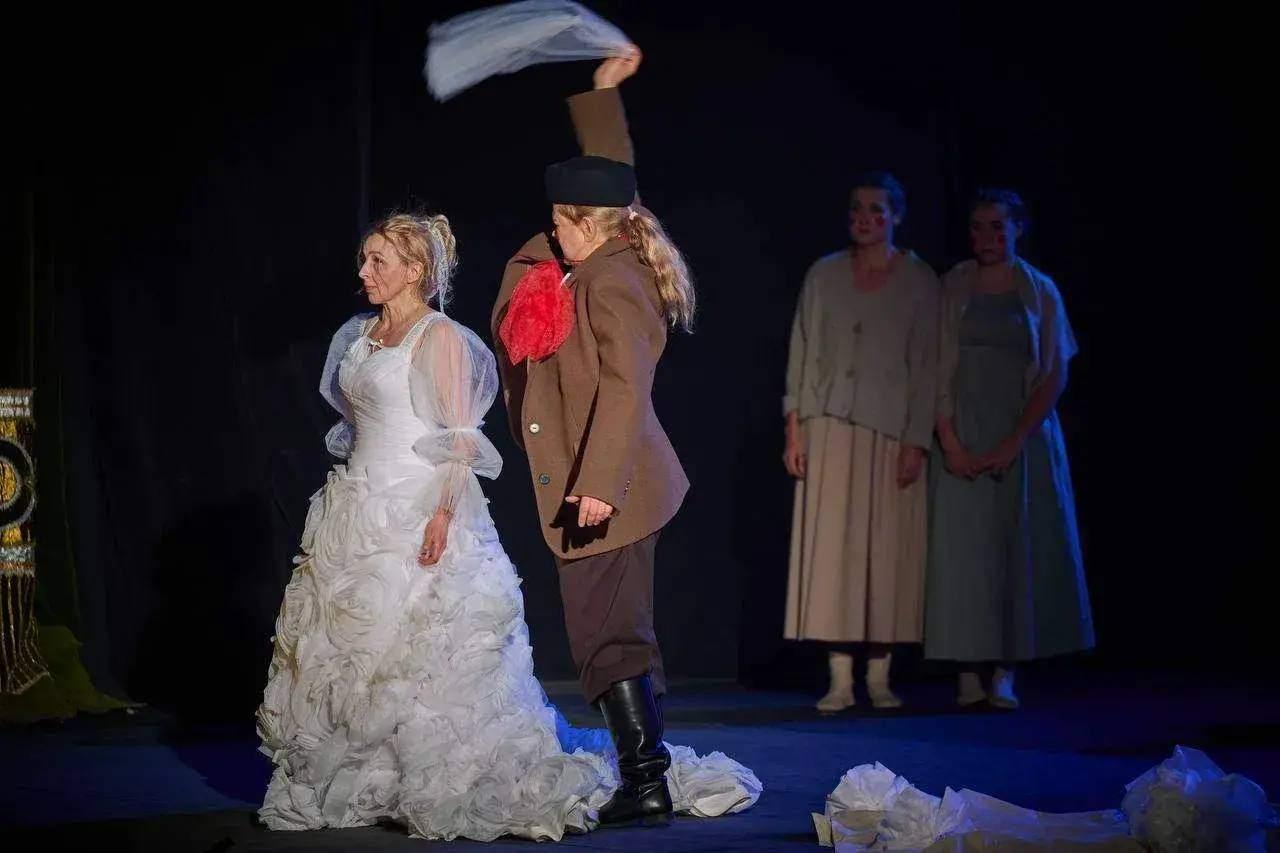 Спектакль «Женитьба»