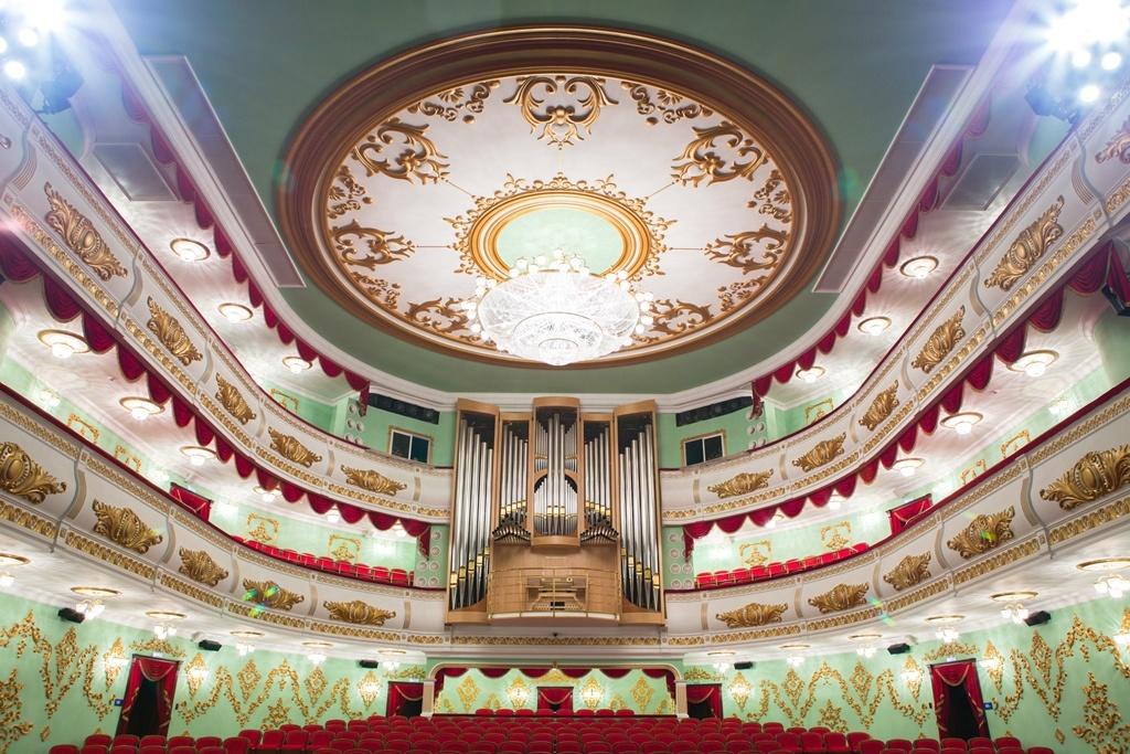 Спектакли