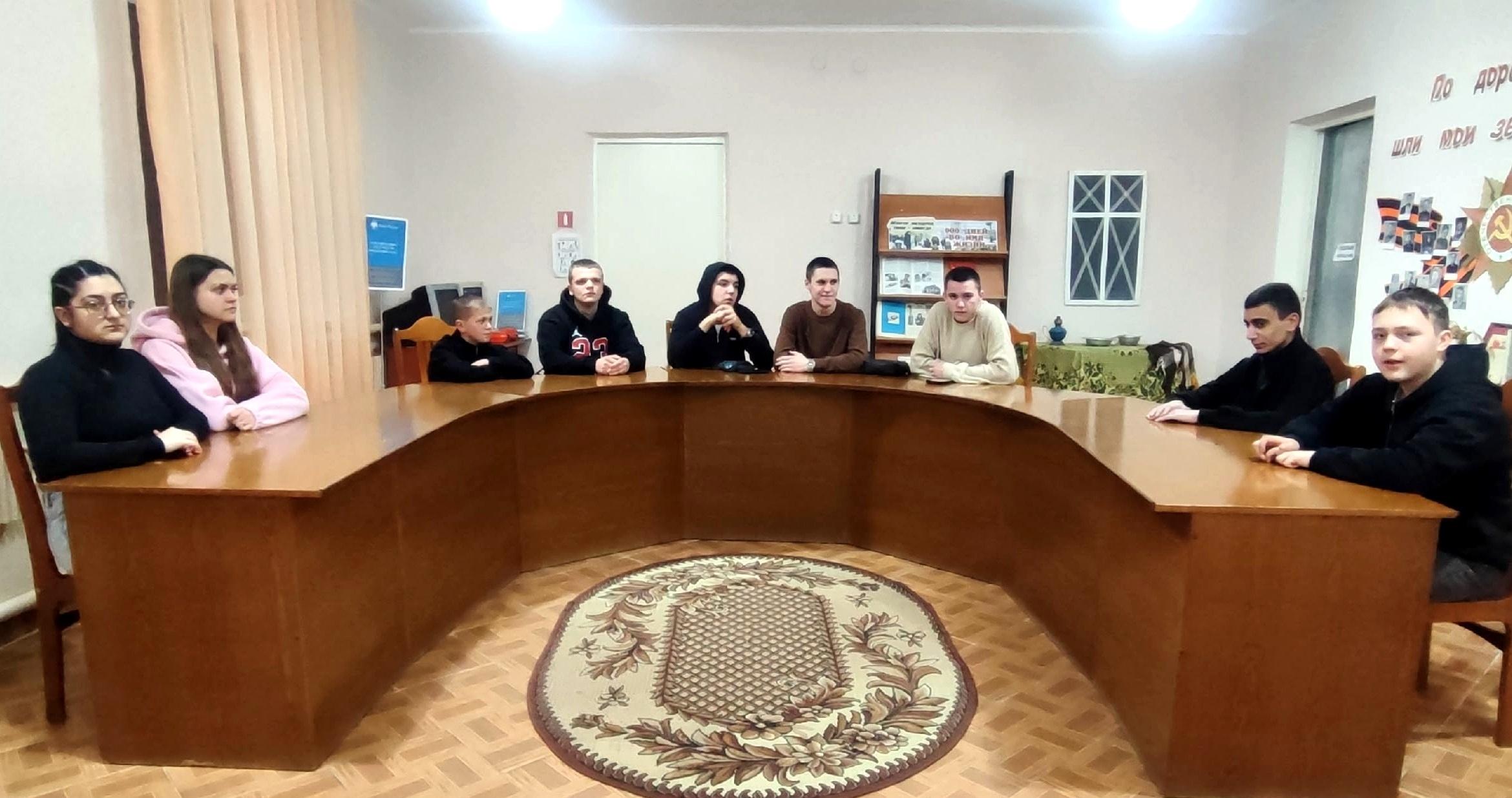 Духовный час с рассказами, песнопениями и обсуждением «Пасхальный свет: традиции и смысл праздника»