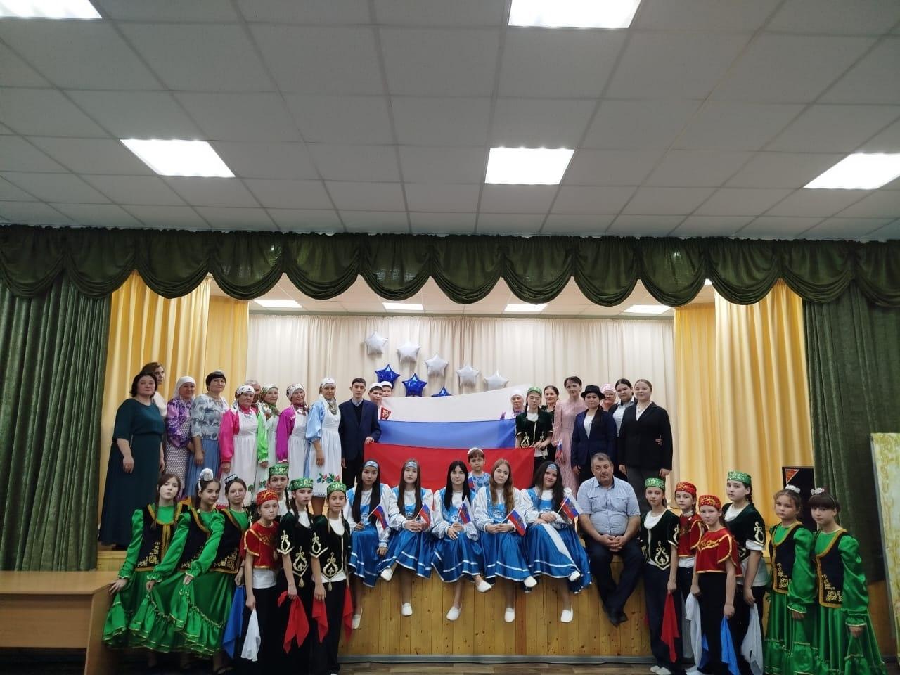 Концерт «Мир! Труд! Май!»