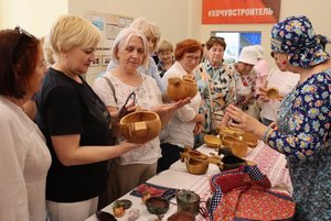 Выставка «Сильна держава, коль народ един»