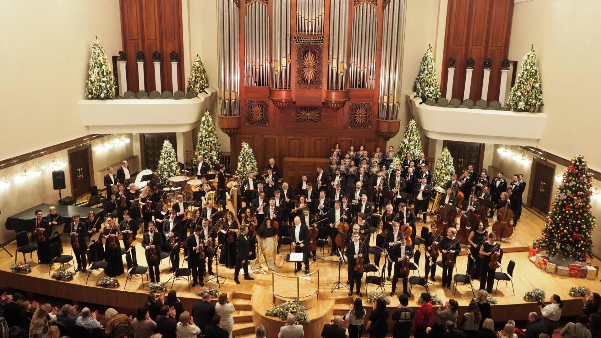 Программа «Новогодний концерт симфонического оркестра Республики Татарстан»