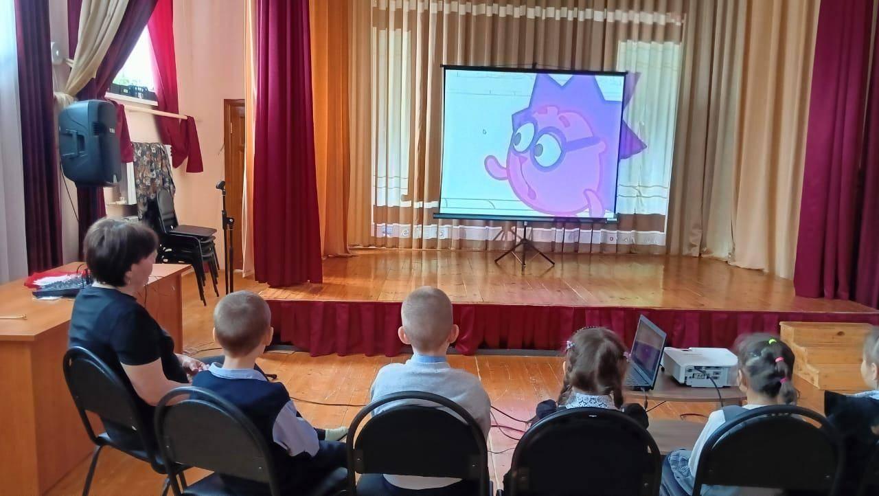 Просмотр мультфильмов для детей «Кеша,Зина и террористы», в рамках единого дня безопасности.