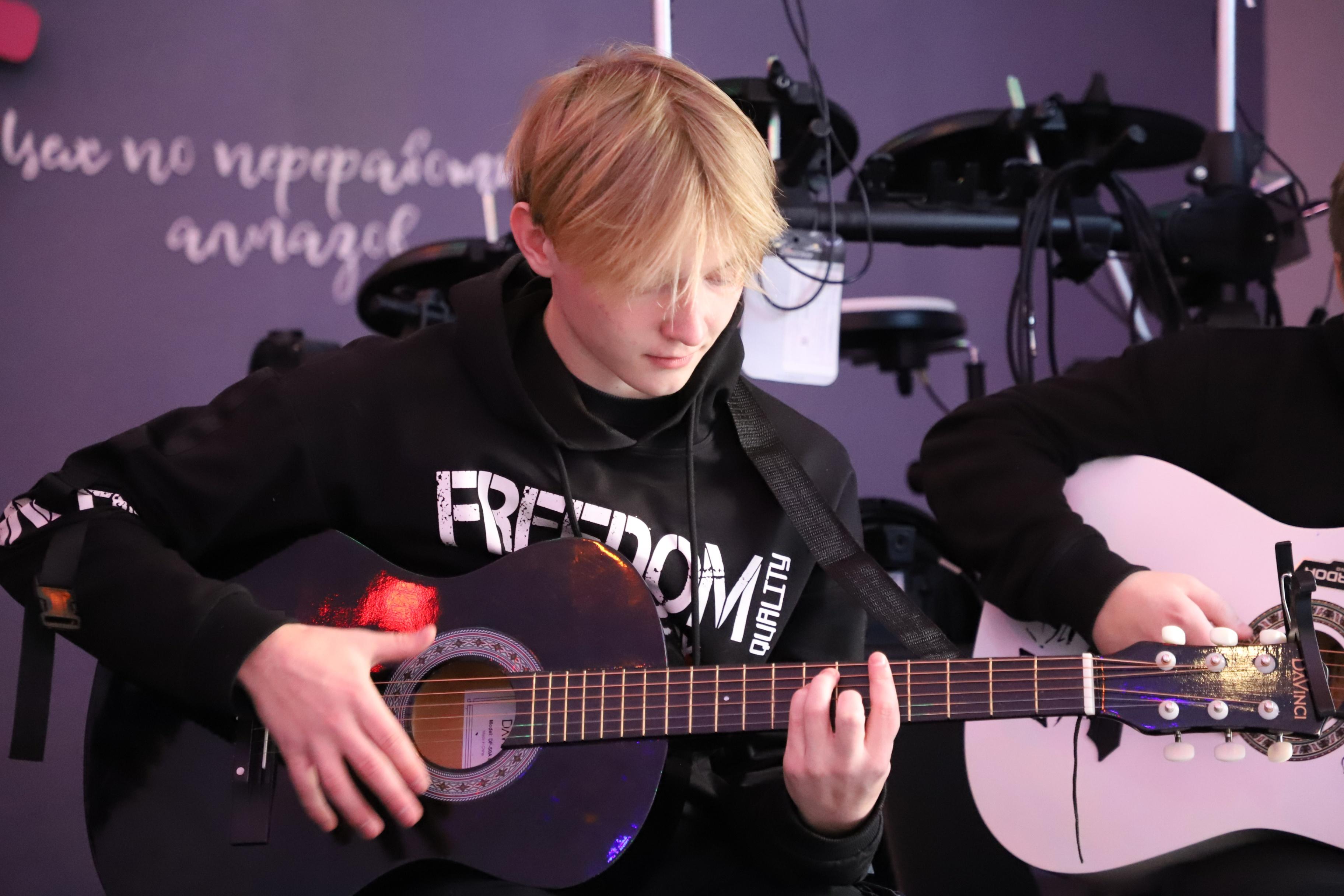 Онлайн-квартирник «Рок и не только»