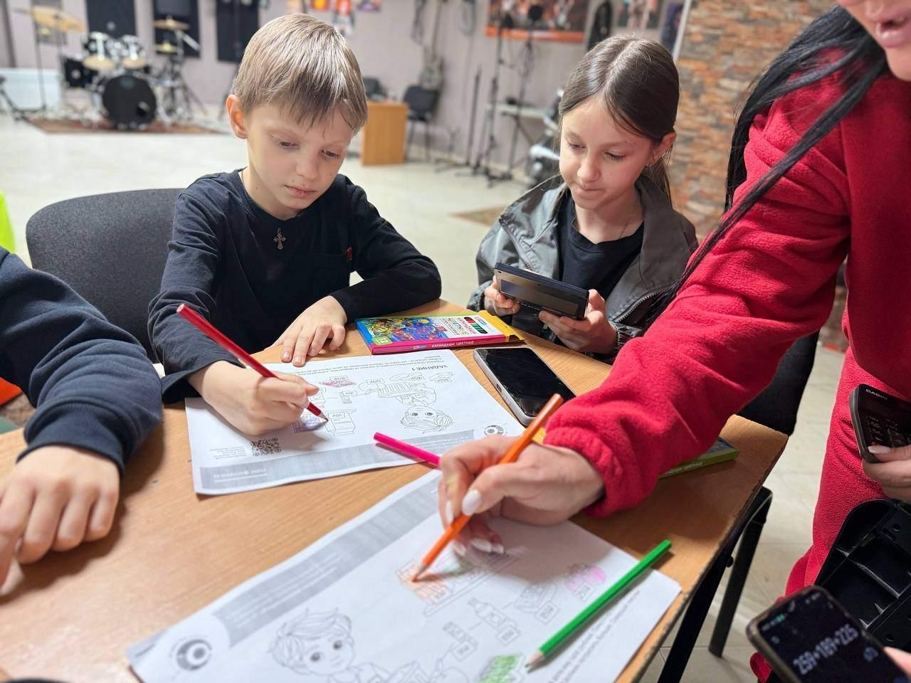 Развлекательная программа «По секрету всему свету»