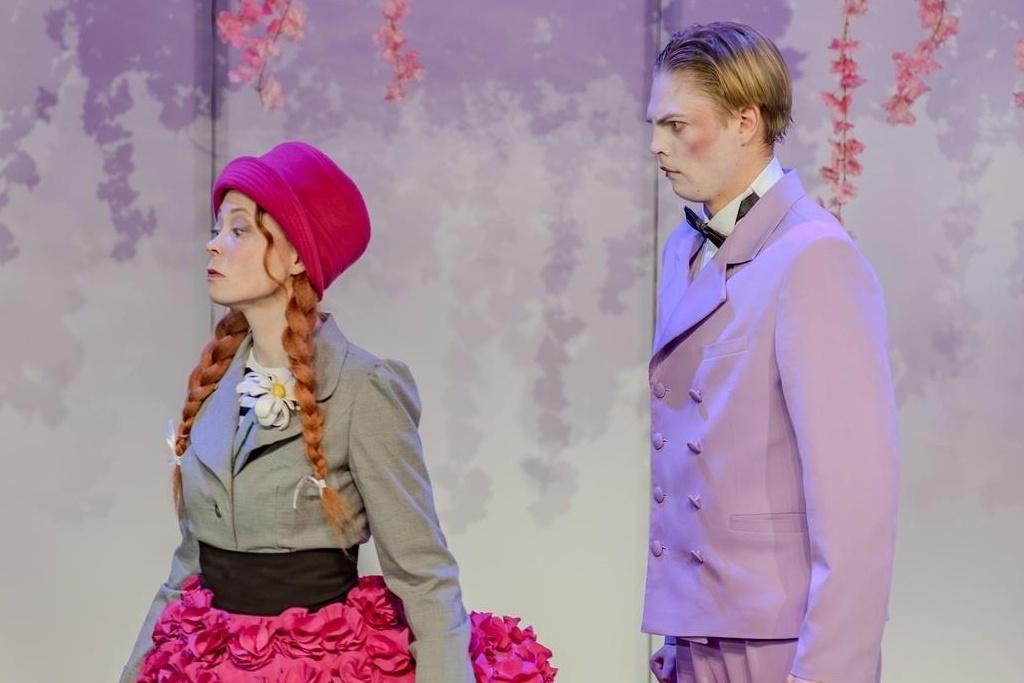 Спектакль «Соломенная шляпка»