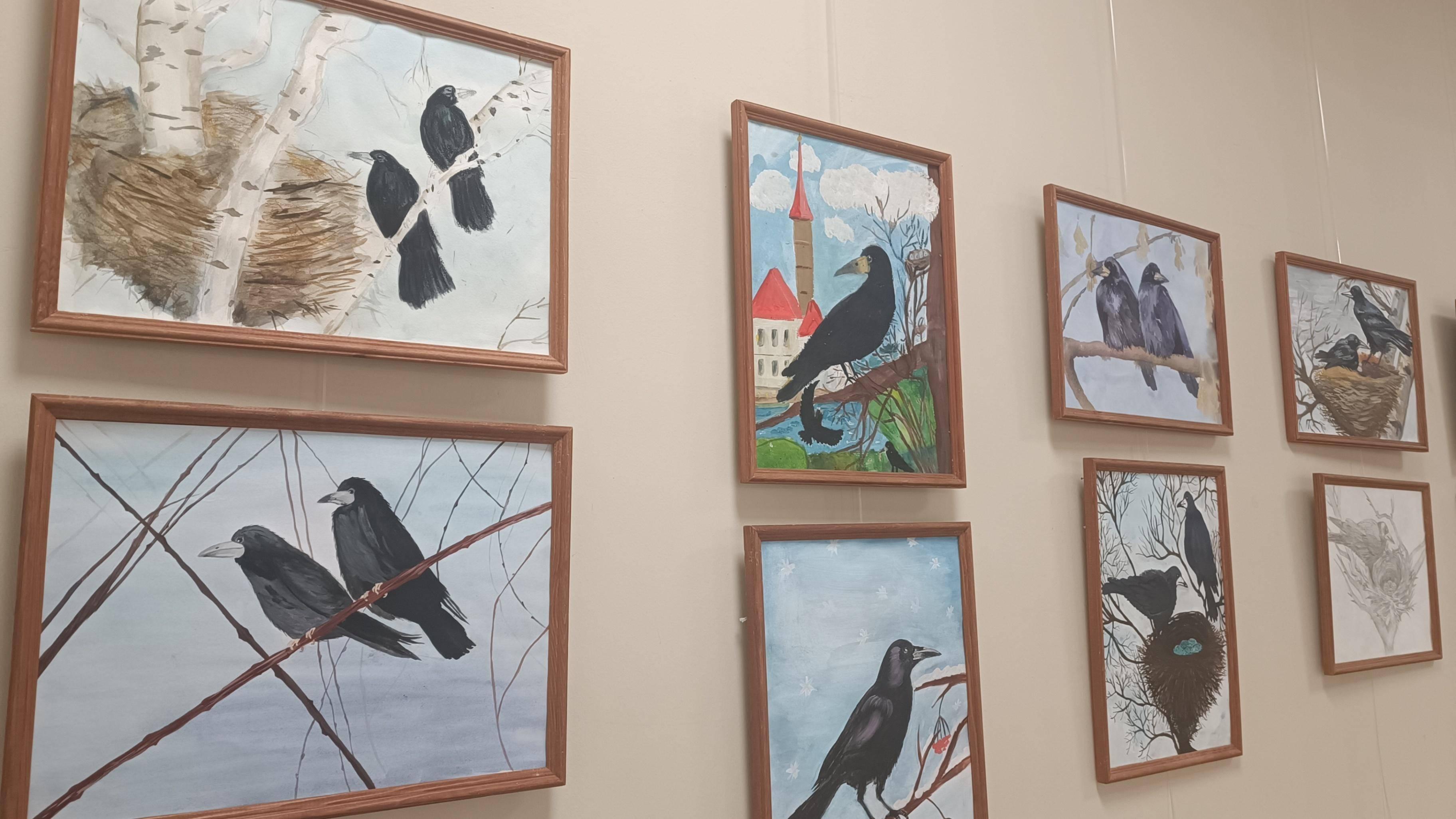 Выставка работ детского творчества «Кто летает и поет с нами рядышком живет»