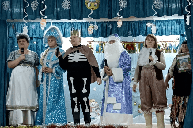 Театрализованное представление «Дед Мороз и вся компания»