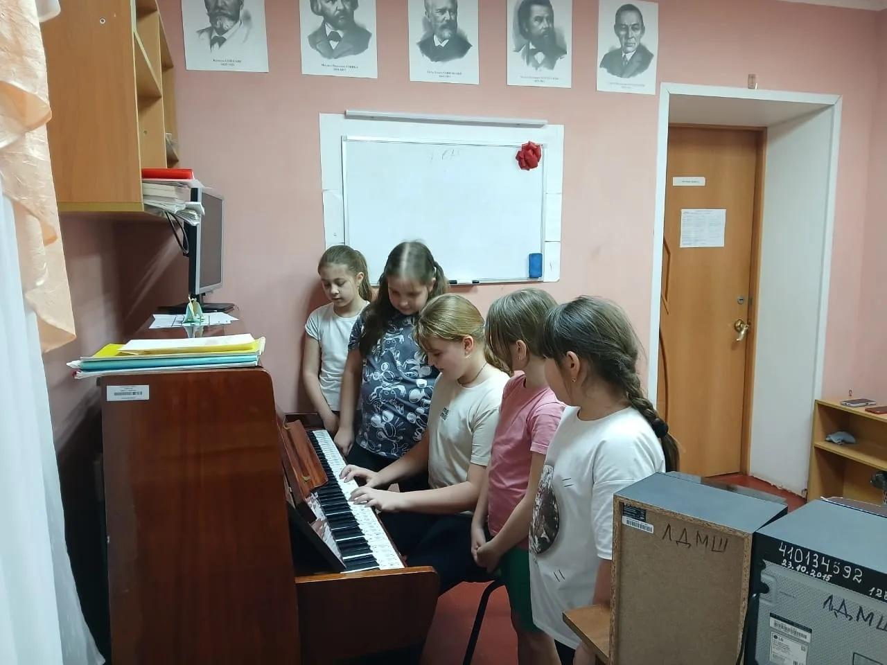 Беседа «Исаак Шварц: музыка кино»