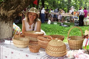 «Плетение традиций — плетение единства»