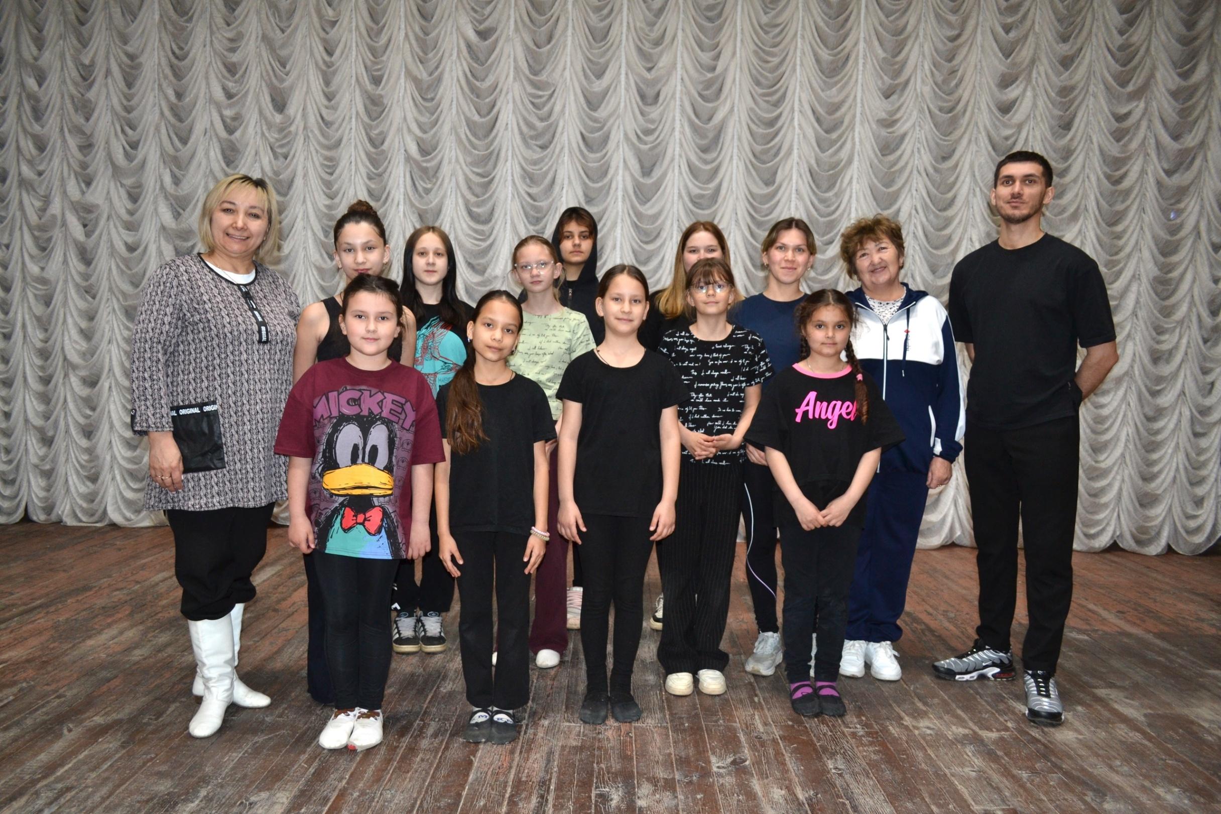 Программа «От сердца к танцу: день национального танца»